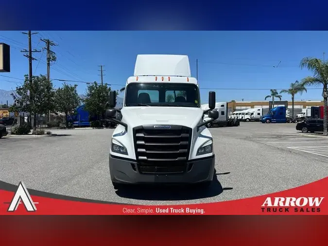 2019 FREIGHTLINER CA126