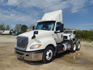 2019 NAVISTAR INTERNATIONAL LT625 DAYCAB T/A