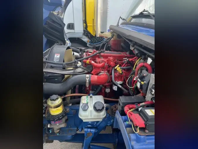 2019 FREIGHTLINER/MERCEDES M2 106