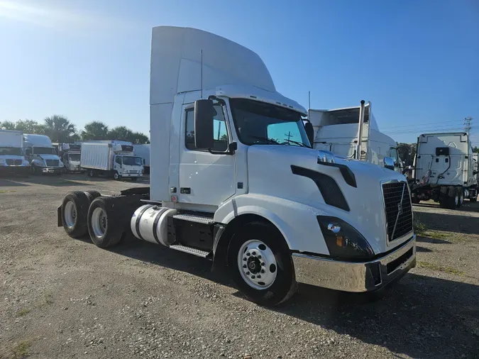 2018 VOLVO VNL64TRACTOR