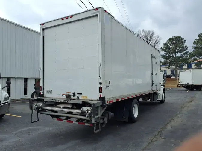 2021 FREIGHTLINER/MERCEDES M2 106