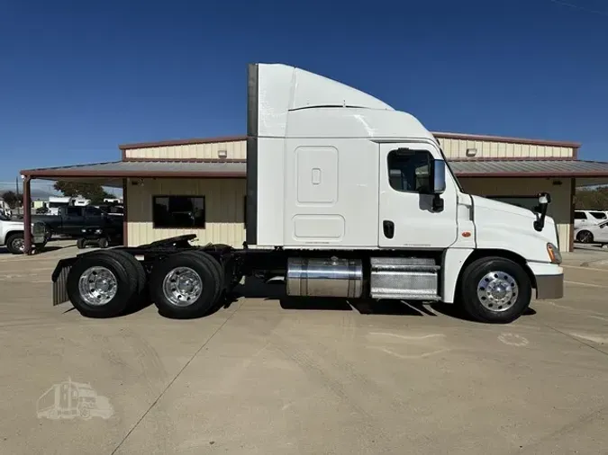 2018 FREIGHTLINER CASCADIA 125