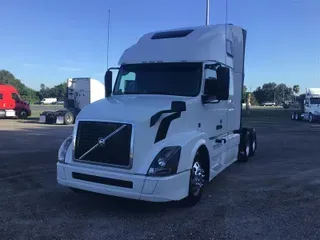 2018 VOLVO VNL670