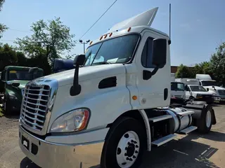 2020 FREIGHTLINER CASCADIA 113