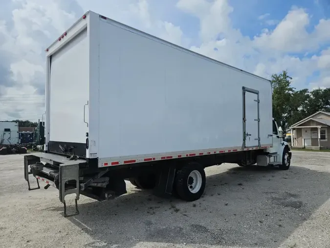 2018 FREIGHTLINER M2 106