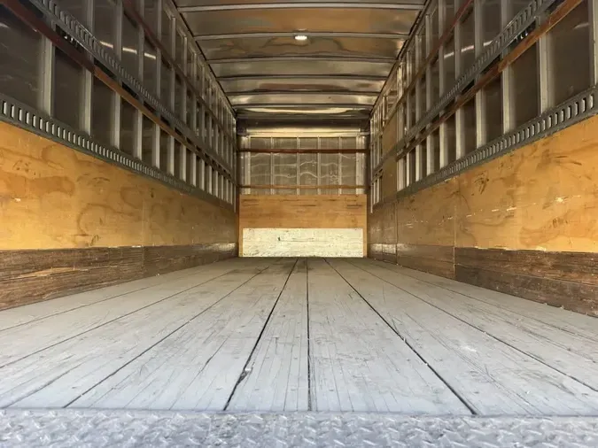 2019 FREIGHTLINER/MERCEDES M2 106