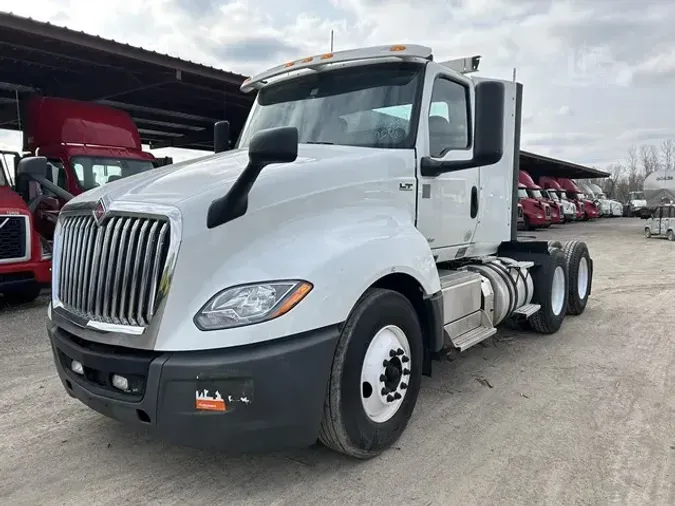 2018 INTERNATIONAL LT