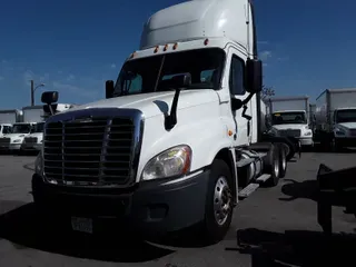 2018 FREIGHTLINER/MERCEDES CASCADIA 125