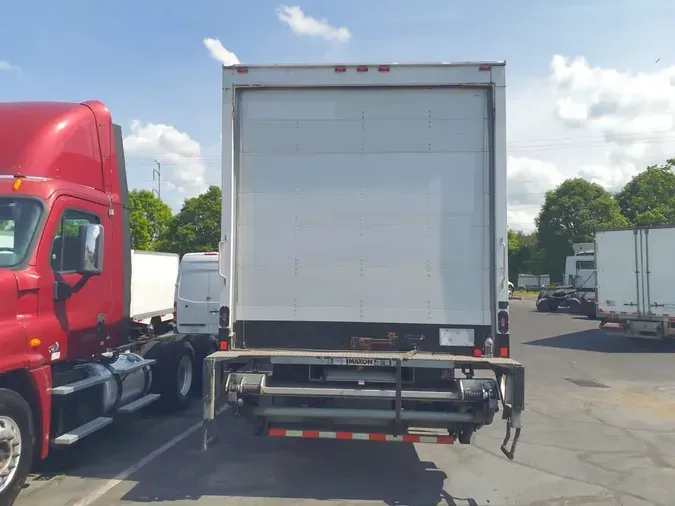 2018 FREIGHTLINER M2 106