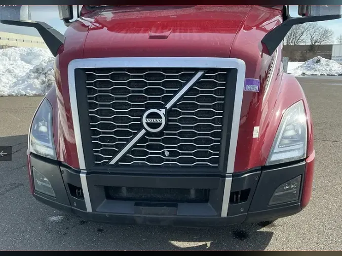 2024 VOLVO VNL64T860