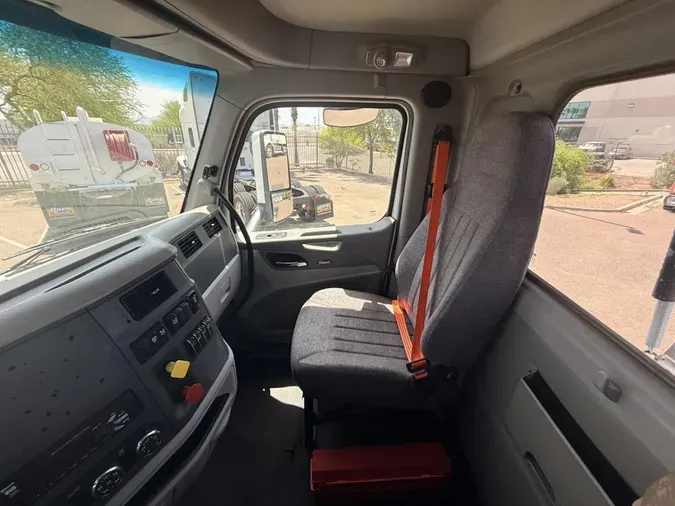 2019 Peterbilt 5794a55f61684801250aae2ba449c437a46