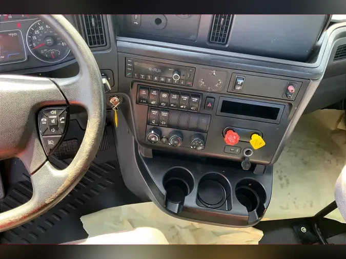 2021 INT LT625 6x44a56685887e40bb95184aa76305e14b1