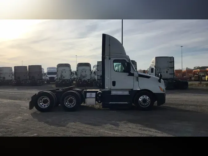 2020 Freightliner Cascadia 1264a5818dd59d032215a803acc3416cfce