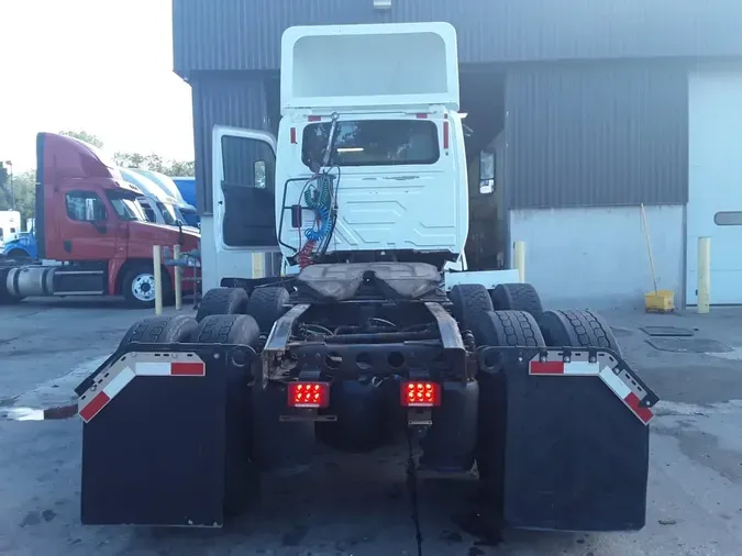 2018 NAVISTAR INTERNATIONAL LT625 DAYCAB T/A