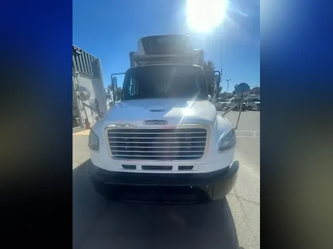 2018 FREIGHTLINER/MERCEDES M2 106