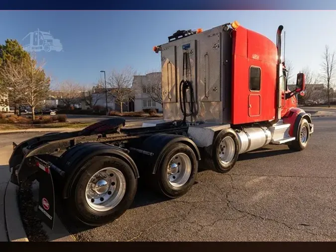 2020 PETERBILT 567