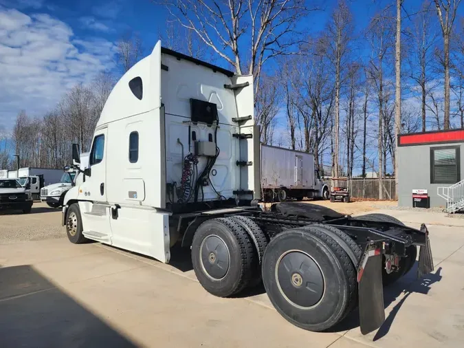 2019 FREIGHTLINER/MERCEDES CASCADIA 125
