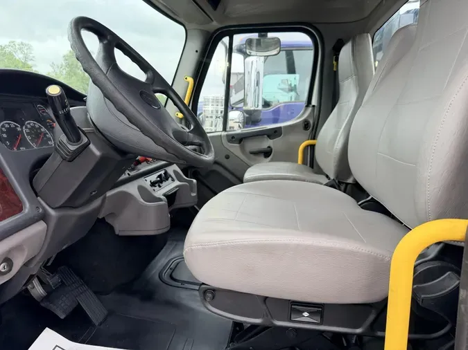 2020 Freightliner Business Class M2 1064a623dac898a9c2a7f1e42d96319142f