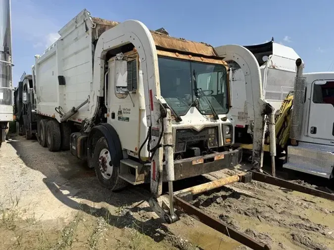 2019 MACK TERRAPRO 64R4a66a36387a31061fa672cd5d1d5a453