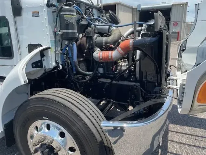 2020 Peterbilt 337
