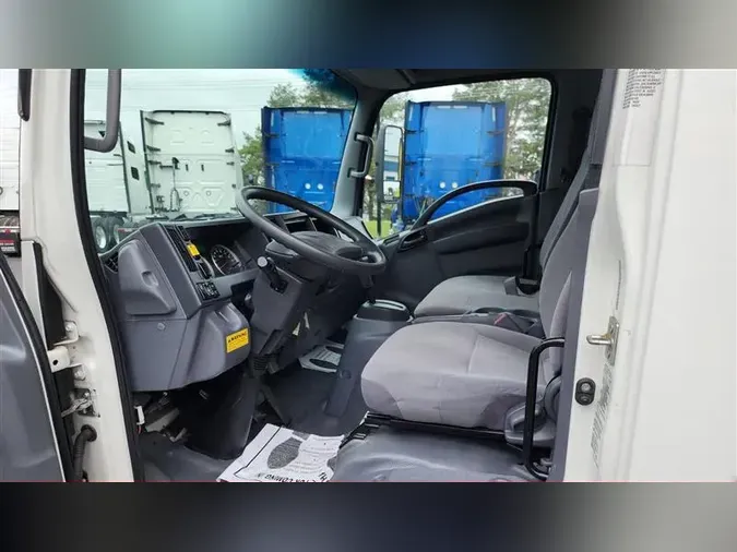 2022 ISUZU NPR-XD