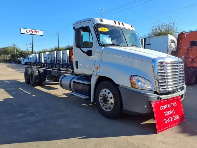 2017 FREIGHTLINER/MERCEDES CASCADIA 1254a6937112756b2cd70f0f1375c051020