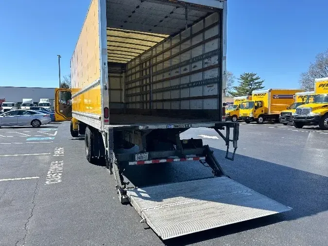 2018 Freightliner M2