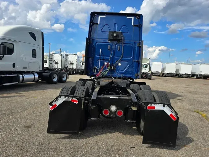 2020 FREIGHTLINER CASCADIA 125