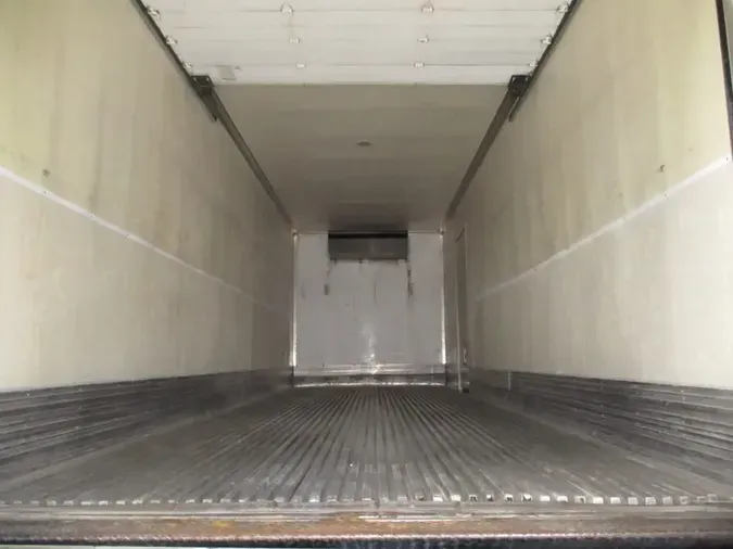 2018 FREIGHTLINER/MERCEDES M2 106