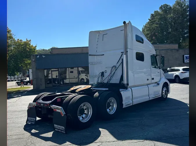 2019 VOLVO VNL64T760