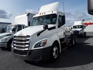 2018 FREIGHTLINER/MERCEDES NEW CASCADIA PX12664