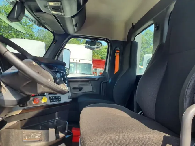 2019 FREIGHTLINER NEW CASCADIA 126