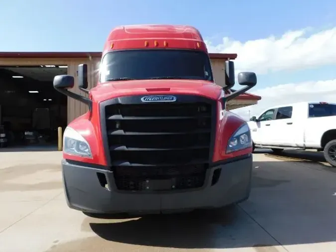 2020 Freightliner Cascadia