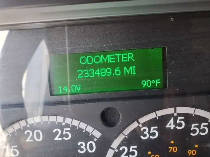 2018 FREIGHTLINER M2 106