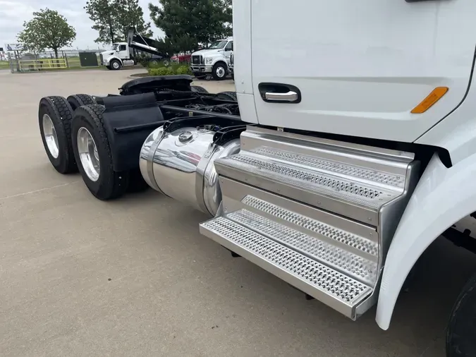 2021 Peterbilt 579
