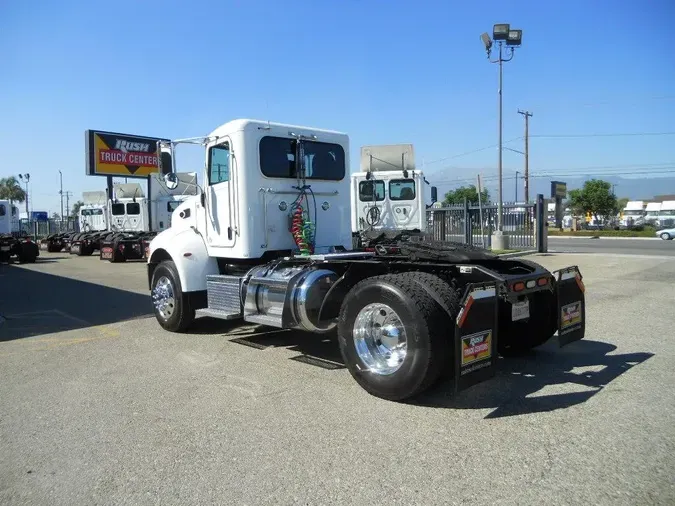 2018 Peterbilt 337