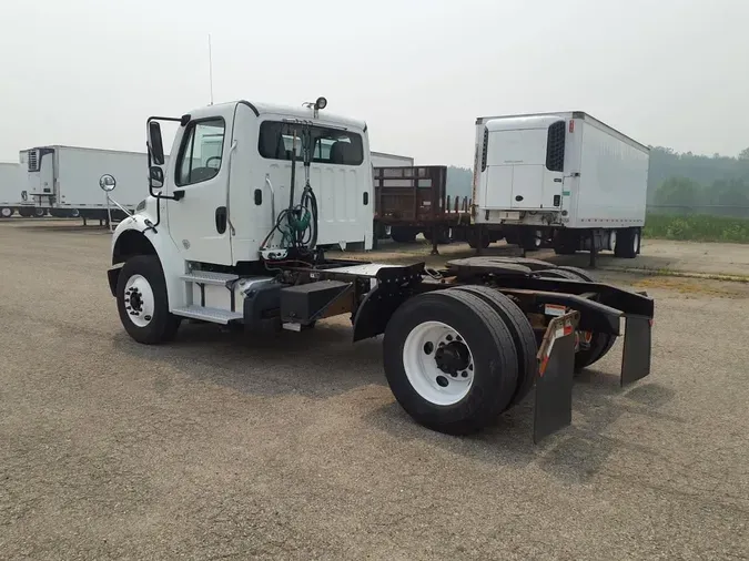 2019 FREIGHTLINER/MERCEDES M2 1064a891b222edb2fc5a88681baecab60cd