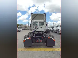 2017 FREIGHTLINER/MERCEDES CASCADIA 125