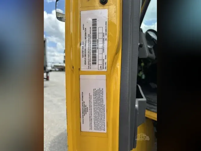 2019 INTERNATIONAL DURASTAR 4300
