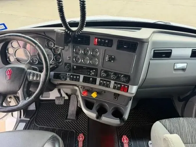 2020 Kenworth T6804a8c6ba16e301ce9d36ce2d74e2cfb0b