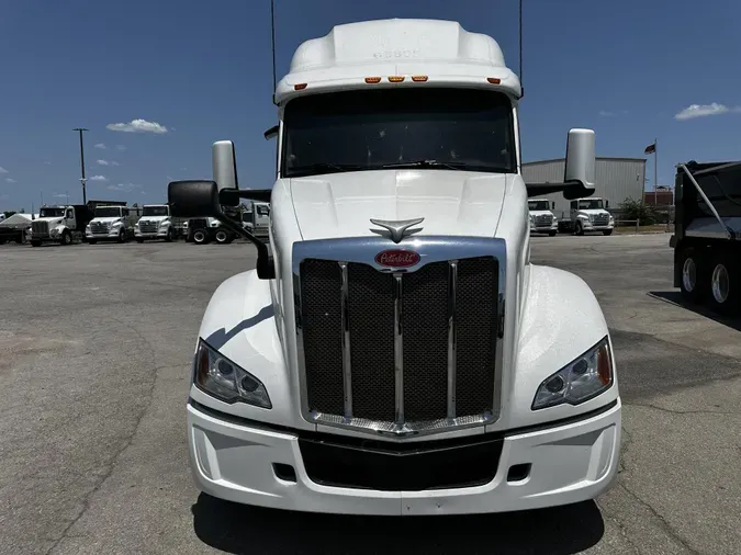2022 Peterbilt 579