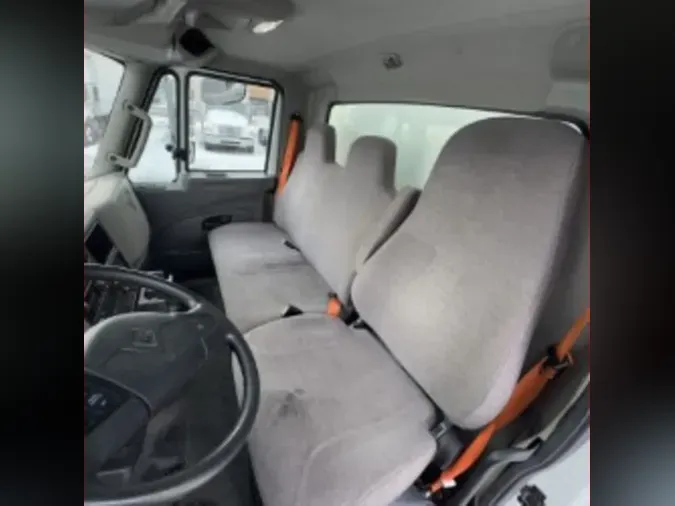 2019 NAVISTAR INTERNATIONAL 4300