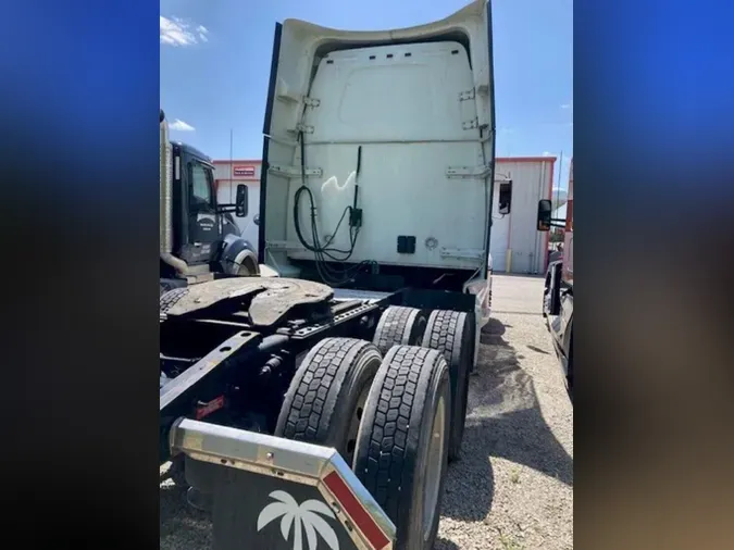 2022 Western Star 5700 XE