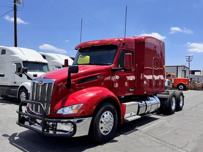 2023 Peterbilt 579