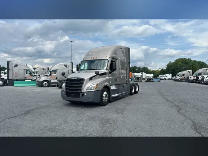 2023 Freightliner Cascadia 1264a90ca0e06a38fe16d9e5ff129267907