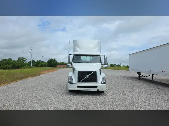 2018 Volvo VNL300