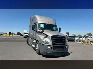 2021 Freightliner Cascadia 126