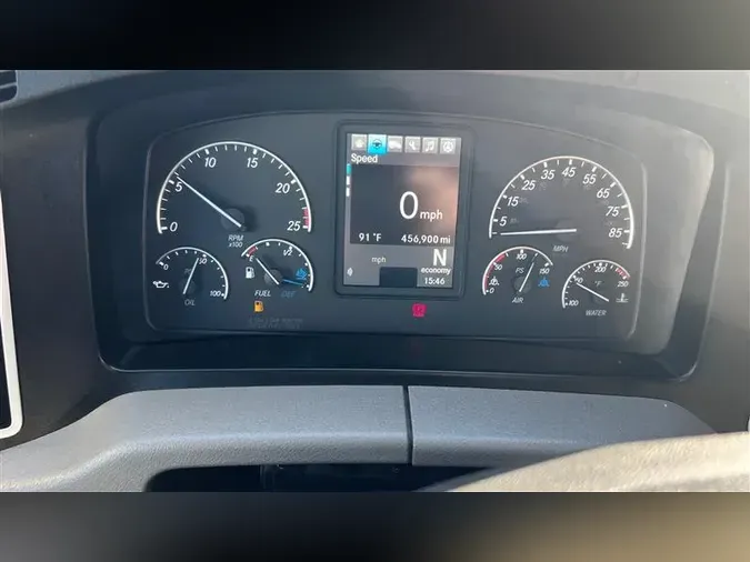 2021 FREIGHTLINER CA126