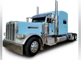 2021 Peterbilt 389