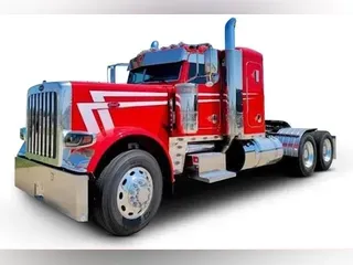 2022 Peterbilt 389